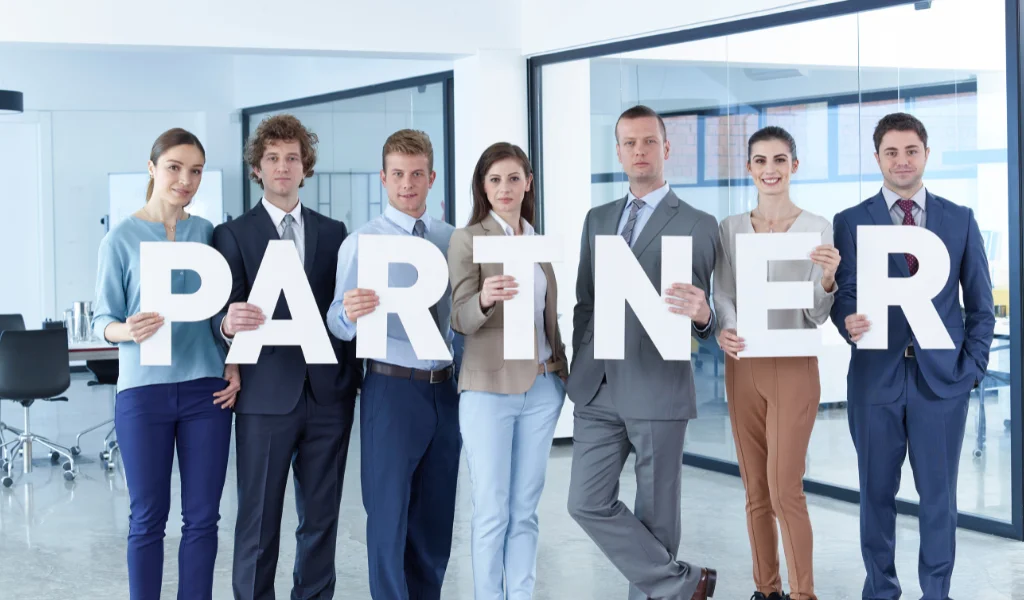 Becoming an Exness partner offers various benefits成為 Exness 伴侶有唔同嘅好處