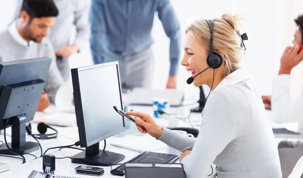 Contact Exness Customer Service聯絡 Exness 客戶服務部